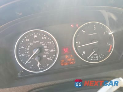 Zdjęcie 9 z 12 samochodu: 2011 BMW X5 VIN:5UXZW0C55BL368543 - miniatura