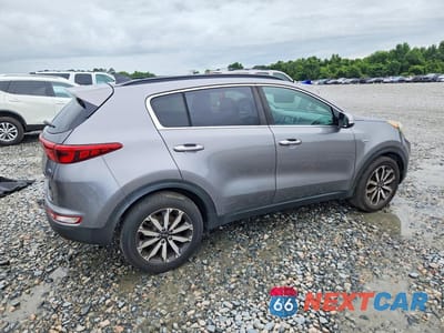 Trzecie zdjęcie samochodu z tyłu: 2018 KIA SPORTAGE EX VIN:KNDPNCAC6J7400230 - miniatura