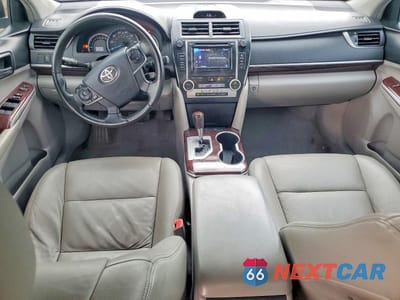 Zdjęcie 8 z 12 samochodu: 2012 TOYOTA CAMRY XLE VIN:4T4BF1FK5CR259121 - miniatura