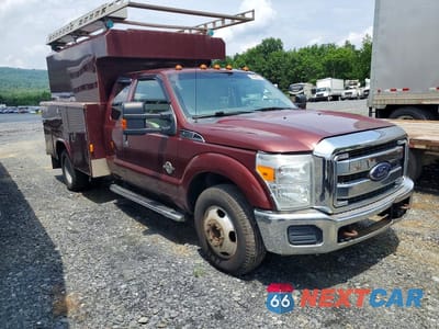 Czwarte zdjęcie samochodu z boku: 2012 FORD F350 SUPER DUTY VIN:1FD8X3GT2CEB04752 - miniatura