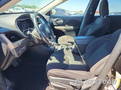 Zdjęcie 7 z 13 samochodu: 2017 JEEP CHEROKEE LATITUDE VIN:1C4PJMCS3HW600049 - miniatura