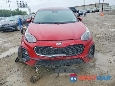 Piąte zdjęcie samochodu w środku: 2021 KIA SPORTAGE LX VIN:KNDPMCAC2M7921954 - miniatura