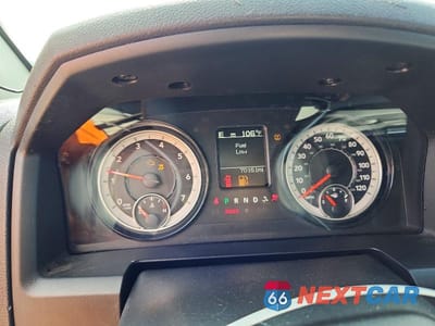 Zdjęcie 9 z 12 samochodu: 2021 RAM 1500 CLASSIC VIN:3C6JR6DG9MG614199 - miniatura
