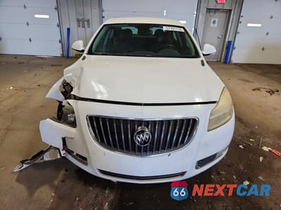 Piąte zdjęcie samochodu w środku: 2012 BUICK REGAL VIN:2G4GR5EK4C9149139 - miniatura