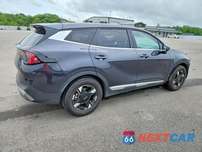 Trzecie zdjęcie samochodu z tyłu: 2026 KIA SPORTAGE LX VIN:5XYK23DF5TG362150 - miniatura