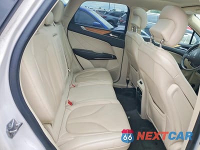 Zdjęcie 11 z 13 samochodu: 2015 LINCOLN MKC VIN:5LMCJ2A94FUJ36421 - miniatura
