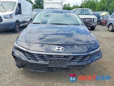Piąte zdjęcie samochodu w środku: 2025 HYUNDAI ELANTRA SEL CONVENIENCE VIN:KMHLS4DG4SU902048 - miniatura