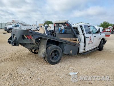 Trzecie zdjęcie samochodu z tyłu: 2018 RAM 3500 VIN:3C7WRSCL2JG362350 - miniatura