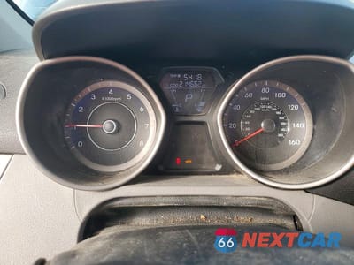 Zdjęcie 9 z 12 samochodu: 2013 HYUNDAI ELANTRA GLS VIN:KMHDH4AE3DU998375 - miniatura