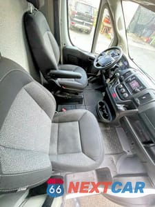 Zdjęcie 9 z 13 samochodu: 2019 RAM PROMASTER 2500 2500 HIGH VIN:3C6TRVDG1KE563504 - miniatura