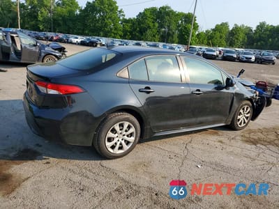 Trzecie zdjęcie samochodu z tyłu: 2020 TOYOTA COROLLA LE VIN:JTDEPRAE5LJ099106 - miniatura