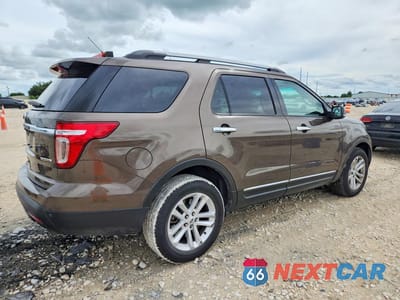 Trzecie zdjęcie samochodu z tyłu: 2015 FORD EXPLORER XLT VIN:1FM5K7D89FGC24386 - miniatura