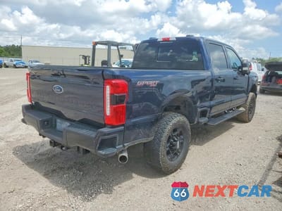 Trzecie zdjęcie samochodu z tyłu: 2024 FORD F250 SUPER DUTY VIN:1FT8W2BN4RED01182 - miniatura