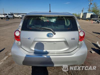 Zdjęcie 6 z 12 samochodu: 2014 TOYOTA PRIUS C TWO VIN:JTDKDTB39E1062729 - miniatura