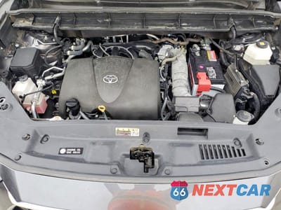 Zdjęcie 12 z 13 samochodu: 2022 TOYOTA HIGHLANDER LE VIN:5TDZZRAH6NS554511 - miniatura