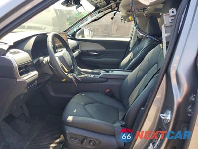Zdjęcie 7 z 13 samochodu: 2025 TOYOTA GRAND HIGHLANDER HYBRID LIMITED VIN:5TDACAB58SS053054 - miniatura