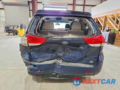 Zdjęcie 6 z 13 samochodu: 2011 TOYOTA SIENNA LE VIN:5TDJK3DCXBS008823 - miniatura