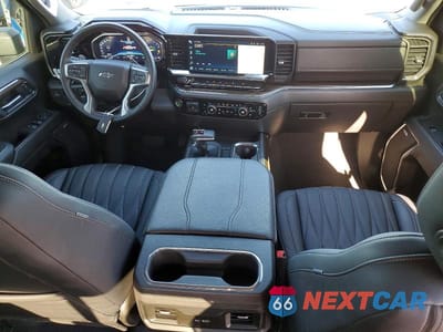 Zdjęcie 8 z 12 samochodu: 2024 CHEVROLET SILVERADO K1500 LT TRAIL BOSS VIN:3GCUDFE86RG215690 - miniatura