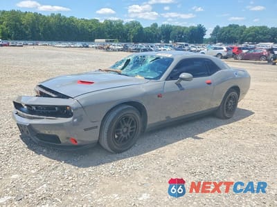 2018 DODGE CHALLENGER SXT 2C3CDZAG6JH317574 - główne zdjęcie licytacji z USA - miniatura