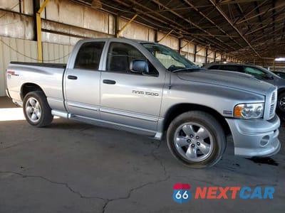 Czwarte zdjęcie samochodu z boku: 2004 DODGE RAM 1500 ST VIN:1D7HA18D04J286581 - miniatura