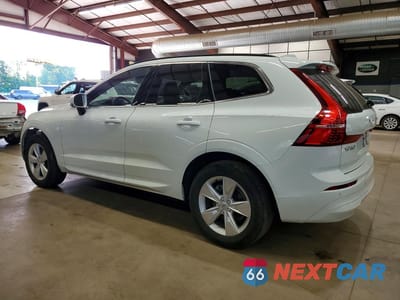 Drugie zdjęcie samochodu z przodu: 2022 VOLVO XC60 B5 MOMENTUM VIN:YV4L12RK3N1091502 - miniatura