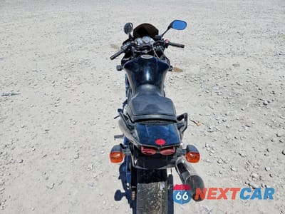 Zdjęcie 6 z 9 samochodu: 2001 YAMAHA FZS10 VIN:JYARN07E41A000410 - miniatura