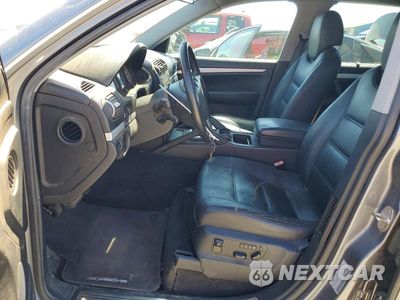 Zdjęcie 7 z 13 samochodu: 2004 PORSCHE CAYENNE VIN:WP1AA29P34LA23210 - miniatura