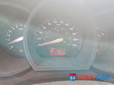 Zdjęcie 9 z 12 samochodu: 2015 KIA RIO LX VIN:KNADM4A32F6517647 - miniatura