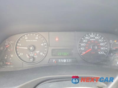 Zdjęcie 8 z 10 samochodu: 2006 FORD F550 SUPER DUTY VIN:1FDAF56P16EB35841 - miniatura