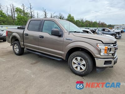 Czwarte zdjęcie samochodu z boku: 2018 FORD F150 SUPERCREW VIN:1FTEW1E54JFB78314 - miniatura