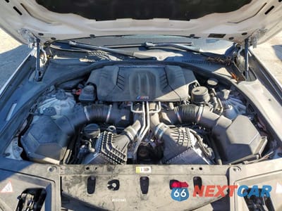 Zdjęcie 11 z 12 samochodu: 2014 BMW M5 VIN:WBSFV9C59ED593292 - miniatura