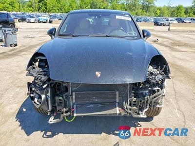 Piąte zdjęcie samochodu w środku: 2016 PORSCHE CAYENNE SE HYBRID VIN:WP1AE2A2XGLA16523 - miniatura