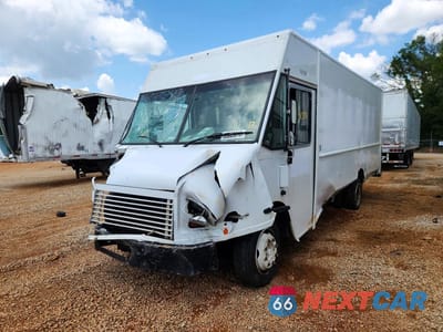 2021 FREIGHTLINER MT45 CHASSIS DELIVERY TRUCK 4UZAC2GA1MCMR1586 - główne zdjęcie licytacji z USA - miniatura