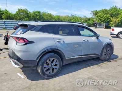 Trzecie zdjęcie samochodu z tyłu: 2023 KIA SPORTAGE SX VIN:5XYK43AF3PG101071 - miniatura