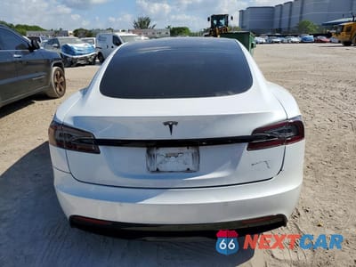Zdjęcie 6 z 12 samochodu: 2021 TESLA MODEL S VIN:5YJSA1E57MF454091 - miniatura