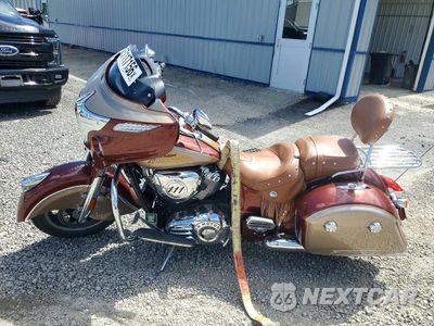 Trzecie zdjęcie samochodu z tyłu: 2019 INDIAN MOTORCYCLE CO. CHIEFTAIN CLASSIC VIN:56KTFAAA0K3375505 - miniatura