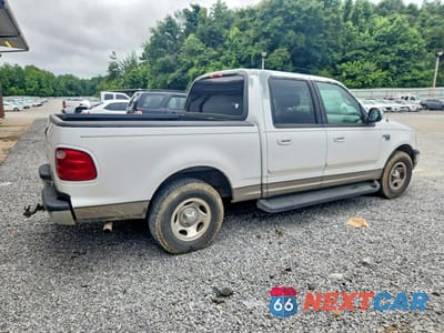 Trzecie zdjęcie samochodu z tyłu: 2001 FORD F150 SUPERCREW VIN:1FTRW07671KB98422 - miniatura