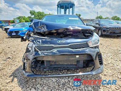 Piąte zdjęcie samochodu w środku: 2020 KIA RIO LX VIN:3KPA24AD7LE339177 - miniatura