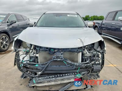 Piąte zdjęcie samochodu w środku: 2019 NISSAN ROGUE S VIN:5N1AT2MT5KC816839 - miniatura