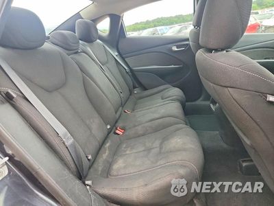 Zdjęcie 10 z 12 samochodu: 2013 DODGE DART SXT VIN:1C3CDFBA9DD185243 - miniatura