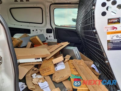 Zdjęcie 11 z 13 samochodu: 2022 RAM PROMASTER CITY TRADESMAN DELIVERY VAN VIN:ZFBHRFAB2N6Y18820 - miniatura