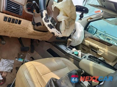 Zdjęcie 8 z 14 samochodu: 2011 NISSAN ARMADA SV VIN:5N1BA0ND9BN605718 - miniatura