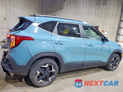 Trzecie zdjęcie samochodu z tyłu: 2024 KIA SELTOS EX VIN:KNDERCAA1R7492692 - miniatura