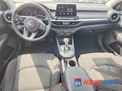 Zdjęcie 8 z 13 samochodu: 2021 KIA FORTE LXS VIN:3KPF24AD7ME412801 - miniatura