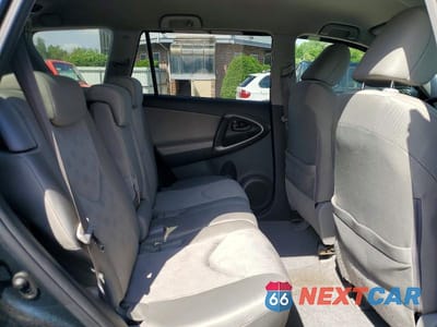Zdjęcie 11 z 13 samochodu: 2009 TOYOTA RAV4 BASE VIN:JTMBF33V79D002916 - miniatura