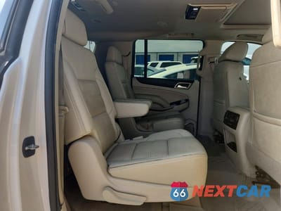 Zdjęcie 11 z 14 samochodu: 2019 GMC YUKON XL DENALI VIN:1GKS2HKJ3KR254442 - miniatura