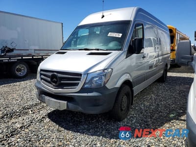2015 MERCEDES-BENZ SPRINTER 2500 WD3PE8DC8F5957811 - główne zdjęcie licytacji z USA - miniatura