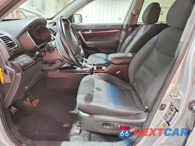 Zdjęcie 7 z 13 samochodu: 2015 KIA SORENTO LX VIN:5XYKTDA75FG602186 - miniatura