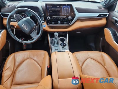 Zdjęcie 8 z 14 samochodu: 2020 TOYOTA HIGHLANDER HYBRID PLATINUM VIN:5TDEBRCH8LS005616 - miniatura