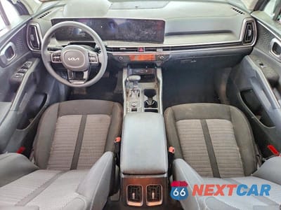 Zdjęcie 8 z 14 samochodu: 2025 KIA SORENTO LX VIN:5XYRG4JC4SG390066 - miniatura